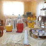 Unico Serrone Palace