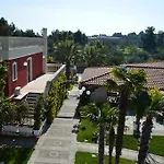 Unico Serrone Palace