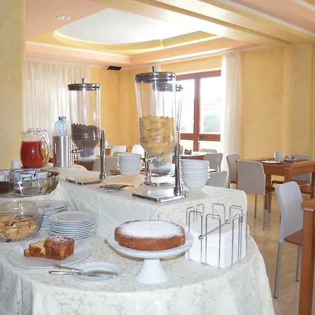 Hotel Unico Serrone Palace