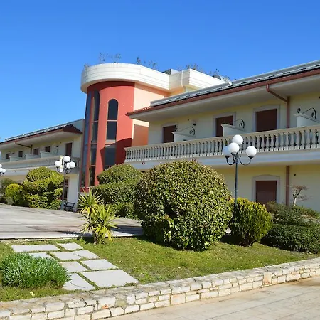 Unico Serrone Palace Corato