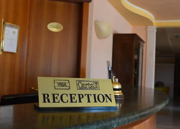 فندق Parco Serrone 4*