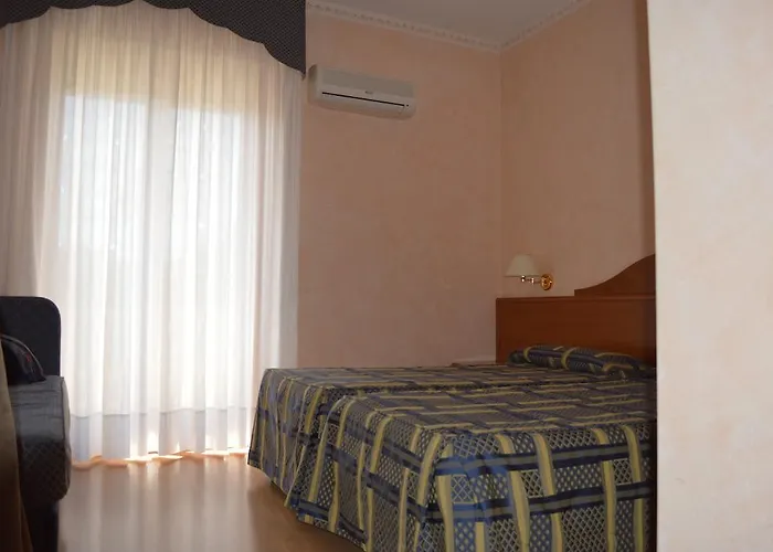 فندق Parco Serrone 4*