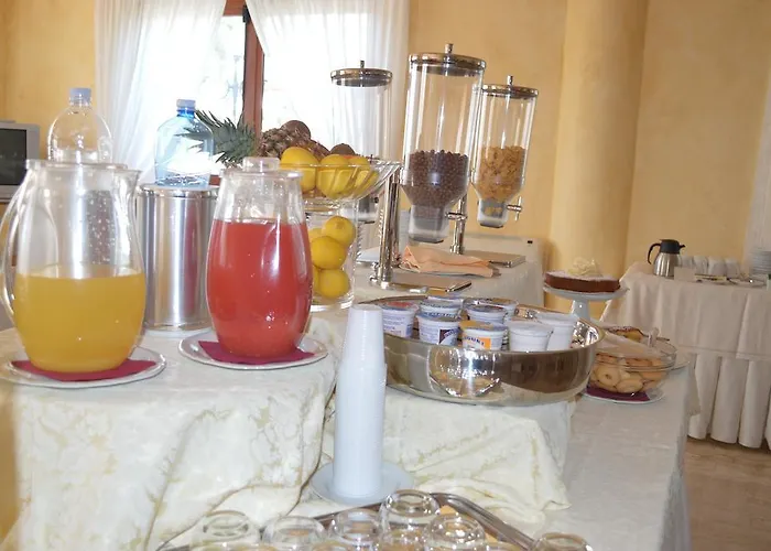 Parco Serrone فندق كوراتو