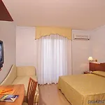 Unico Serrone Palace فندق