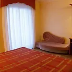 فندق Unico Serrone Palace