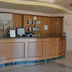 Unico Serrone Palace