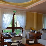 Unico Serrone Palace Hotel 4*