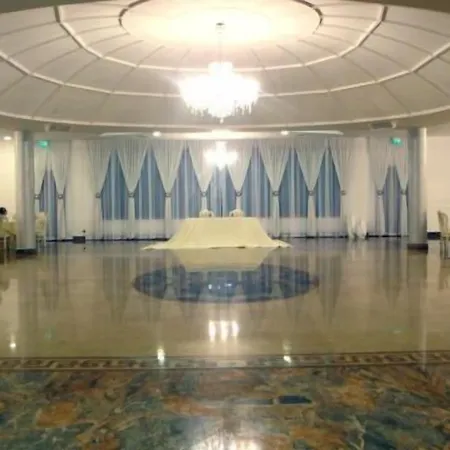 호텔 Unico Serrone Palace