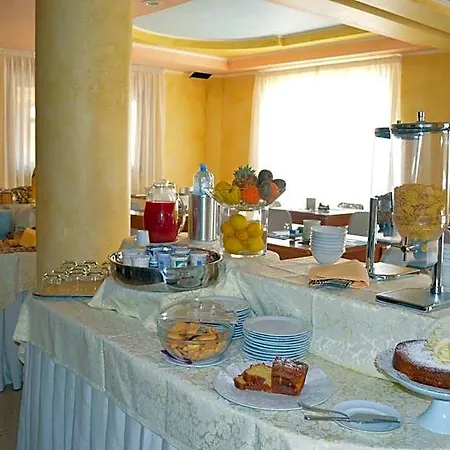 Unico Serrone Palace 4*