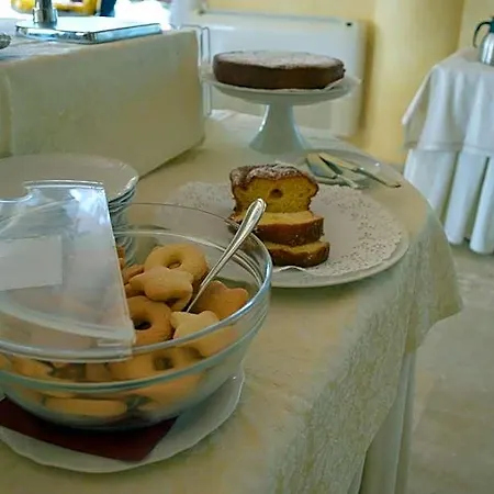 酒店 Unico Serrone Palace 4*
