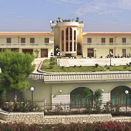 호텔 Unico Serrone Palace