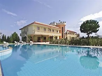 Parco Serrone Hotel 4*