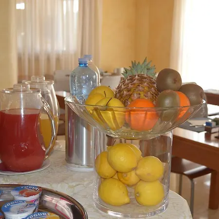 호텔 Unico Serrone Palace