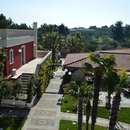 Unico Serrone Palace
