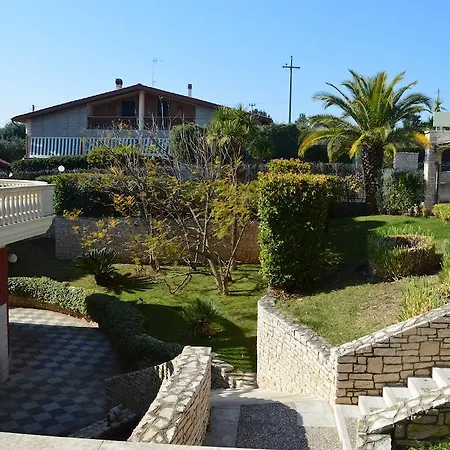 Parco Serrone 4*